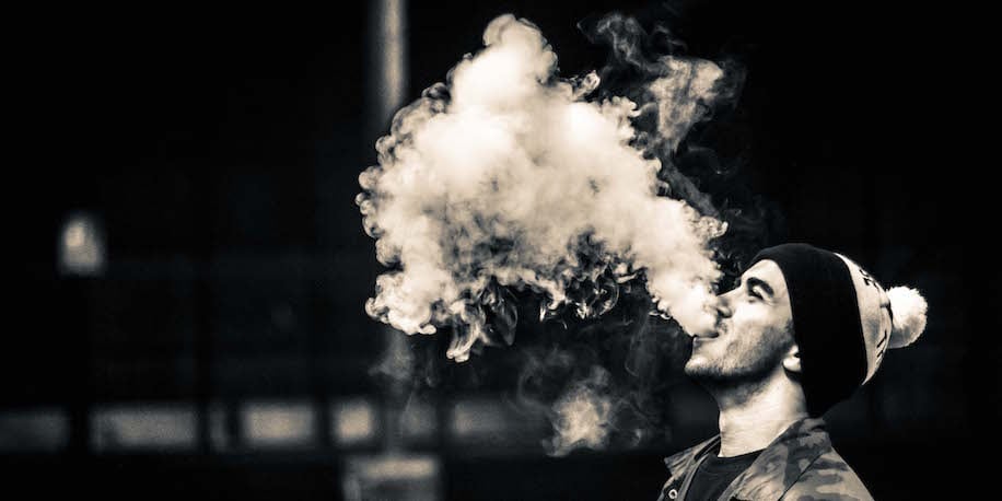 Vaping cloud image - Smokeyjoes blog image 